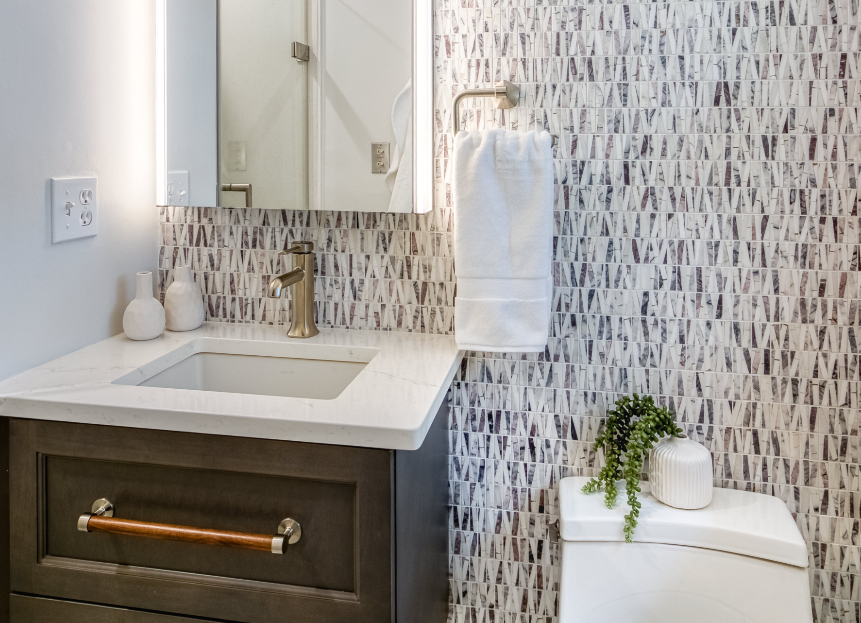 Luxe Transitional Bath