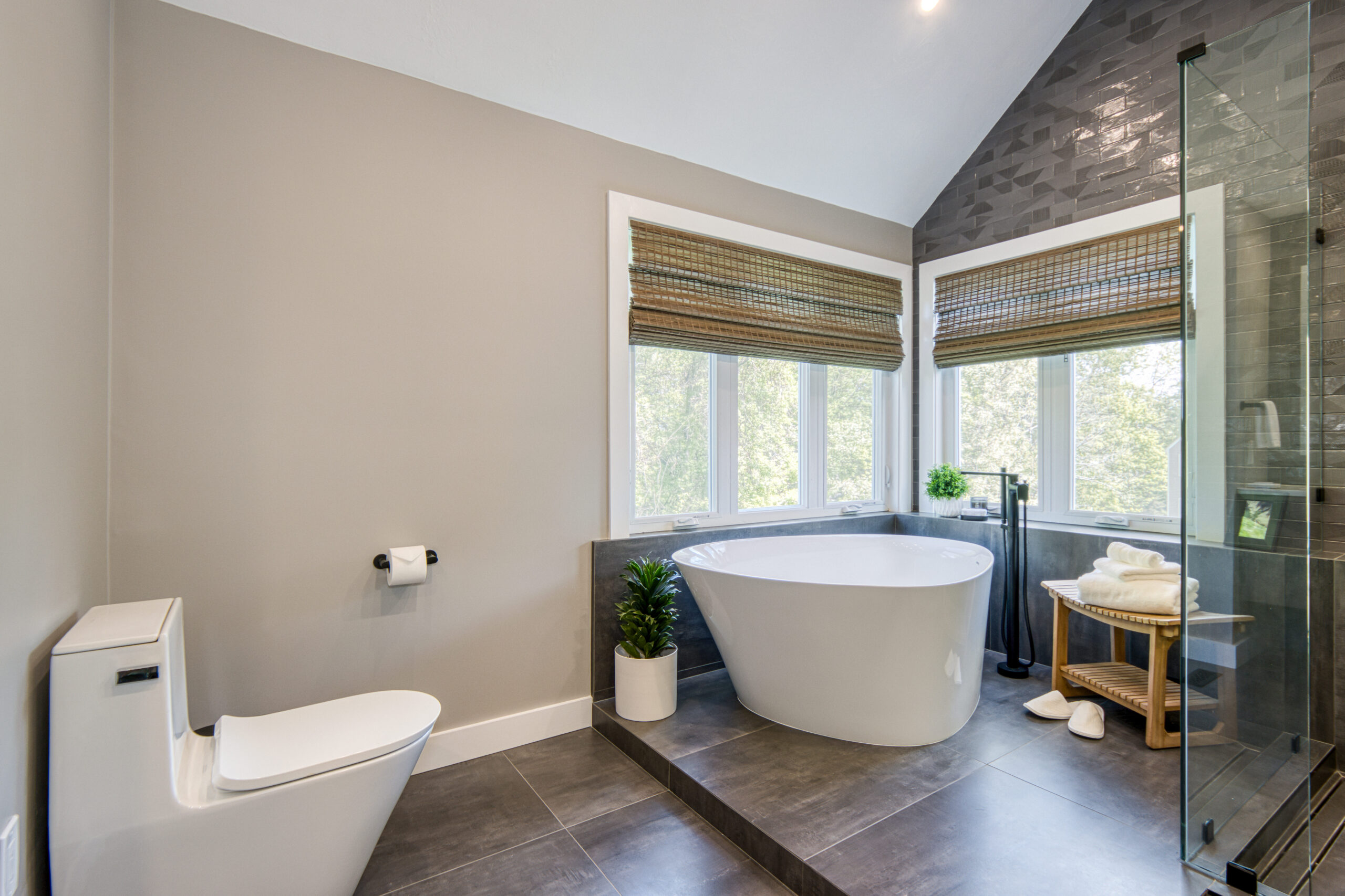 Masculine Modern Bathroom Retreat