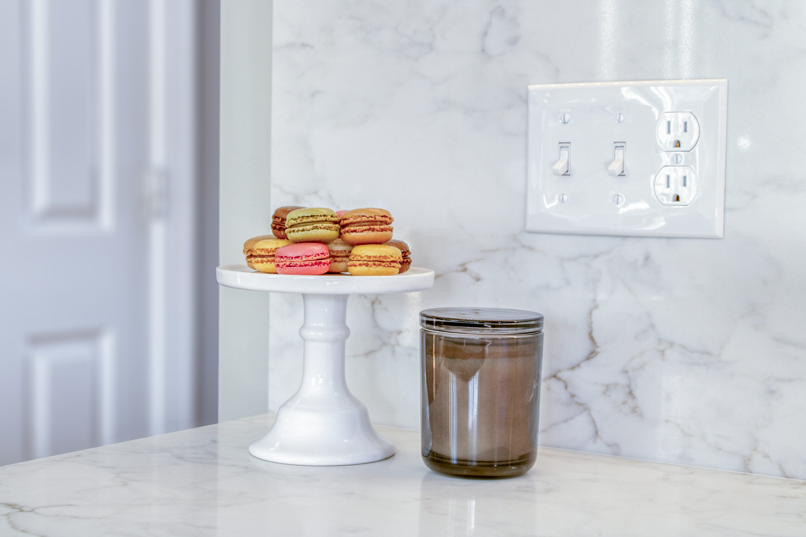 Warm, Modern & Classic Kitchen