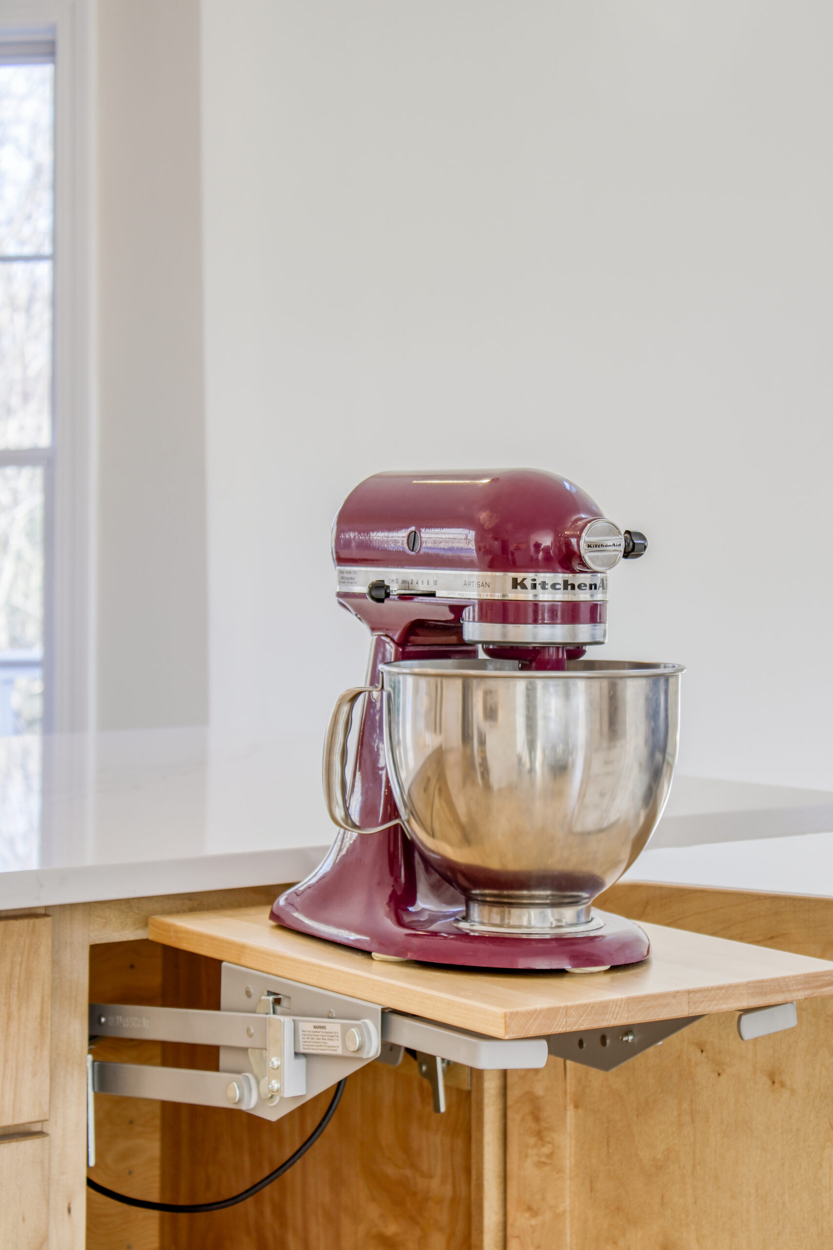 Bright & Timeless Transitional Kitchen